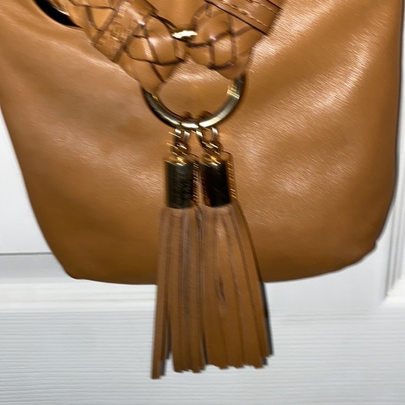 Micheal Kors crossbody bag - Picture 3 of 7